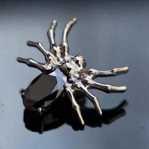 araña cristal negra