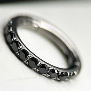 argolla cristal negro