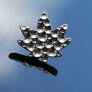 hoja cannabis martillada